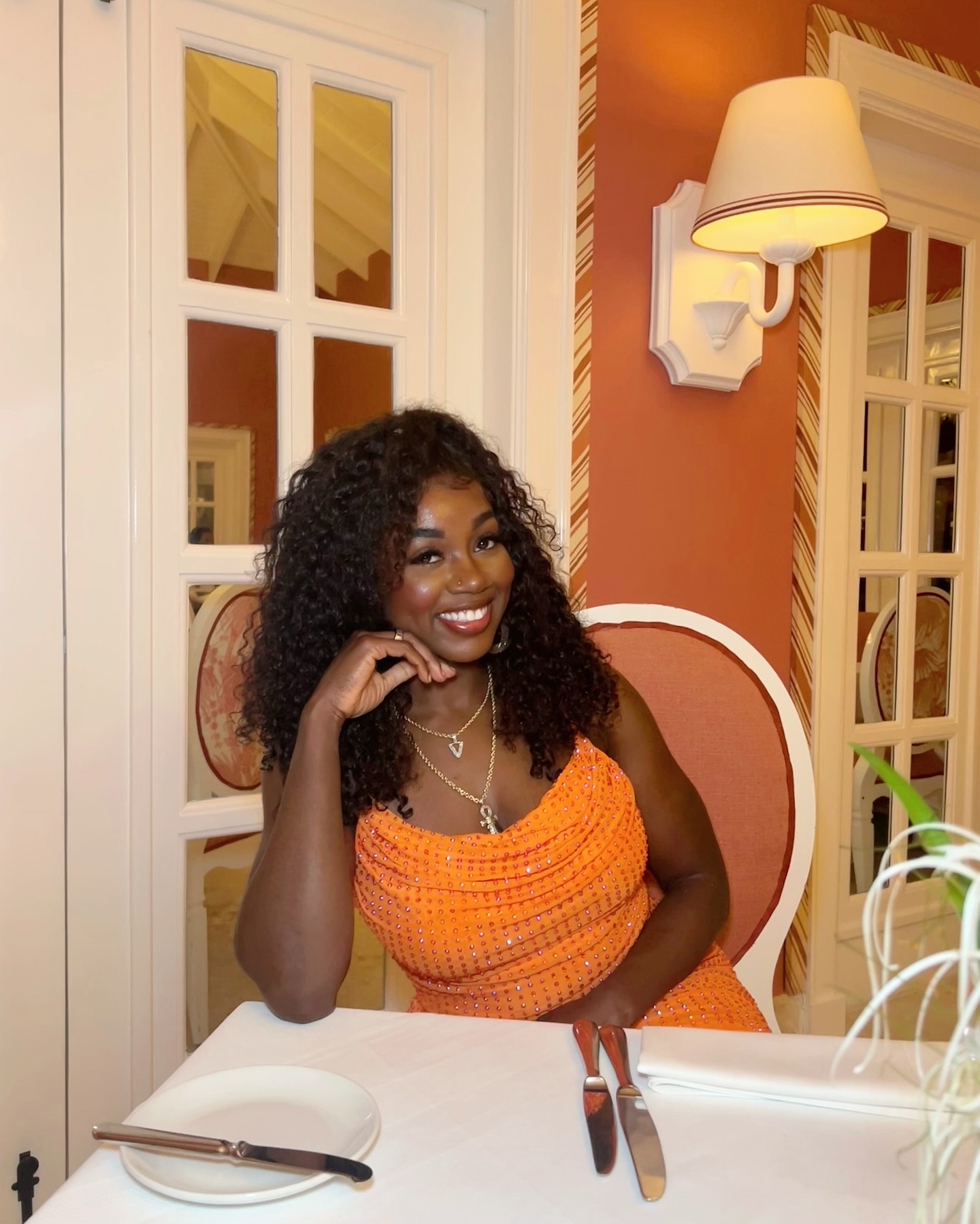 Liana Hanelle portrait